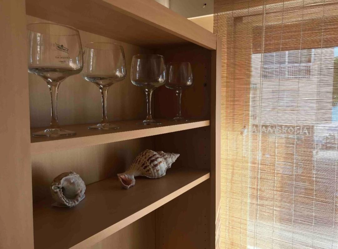 Apartamentos Real 81 埃斯特波纳 外观 照片